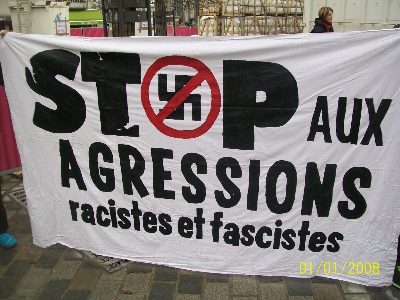 Agression fasciste à l’arme à feu à Clermont-Ferrand