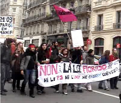 Tract de la fédération SUD éducation sur les regroupements des établissements universitaires imposés par la loi Fioraso