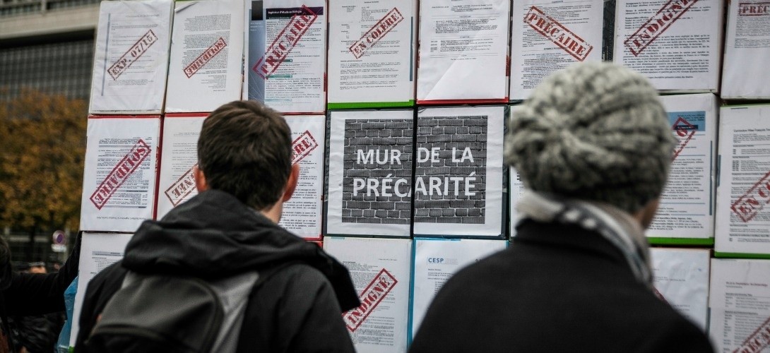 Macron annonce une destruction de l'enseignement supérieur public et gratuit !