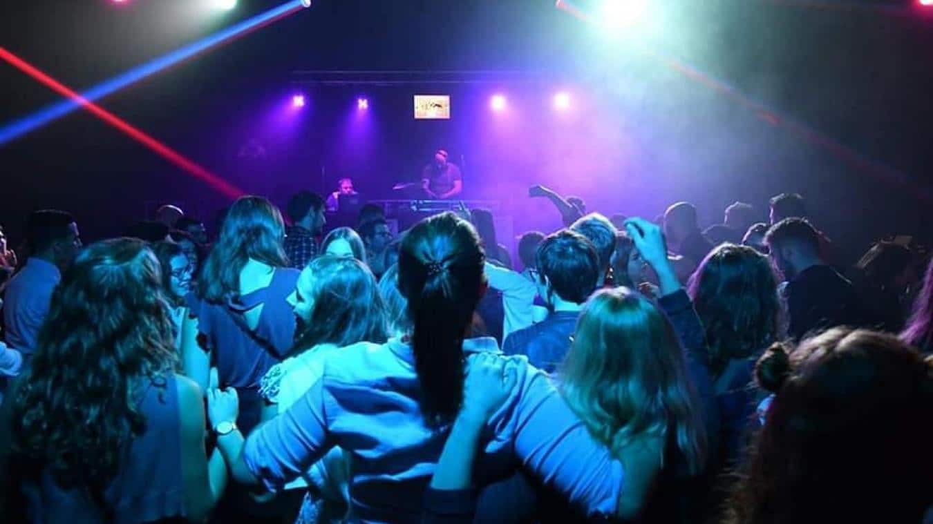 Événements « étudiants » :  Quand la passivité confine à la complicité !